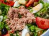 Рецепт салата с тунцом и зеленью