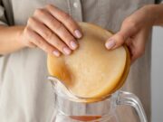 Пышные оладьи на молоке: секрет приготовления