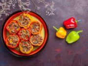 Запеченный целиком: болгарский перец в духовке