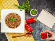 Гречка с подливкой в мультиварке