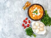 Соус из сметаны для тефтелей на сковороде