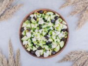 Кедровые орешки в салатах: простые рецепты