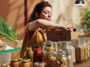 Сны о краже продуктов из магазина: толкование