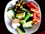 Маринованные огурцы с помидорами ассорти