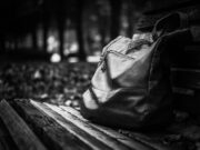 Найти потерянную сумку во сне: толкование сна