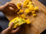 Салат с ананасом: рецепт приготовления