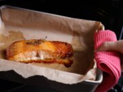 Запечем куриное филе в духовке