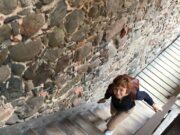 Снится спускаться по лестнице вниз: толкование сна