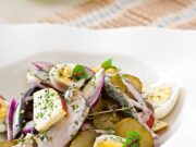 Кальмары с картофелем: Простой и вкусный салат