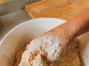 Приготовление теста для хлеба