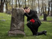 Приснилось надгробие живого человека