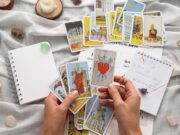 Гадание на отношения с помощью карт Таро