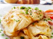 Запеченная куриная грудка с сыром