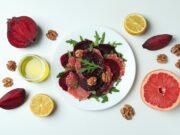 Салат из свеклы, чеснока и грецких орехов