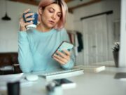 Запись контакта Кати в телефоне