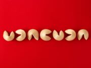 Черви в еде во сне: причины и последствия