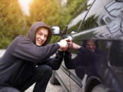 Сны об угоне машины: толкование и значение